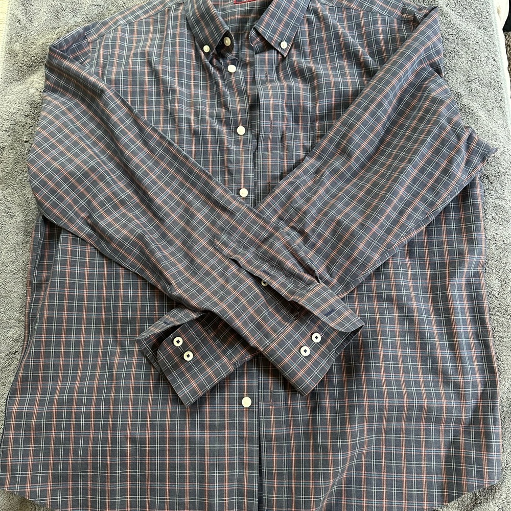 Men’s UNTUCKit shirt